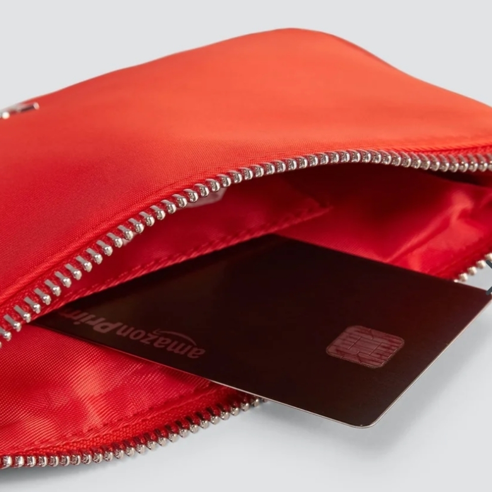 NWTs Tail Ziggy Wristlet Handbag in Aurora
